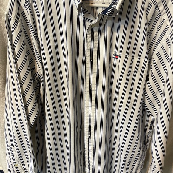 Men’s Tommy Hilfiger shirt - Picture 3 of 3